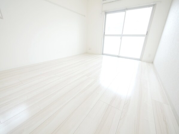 メゾンタナカIIIの物件内観写真